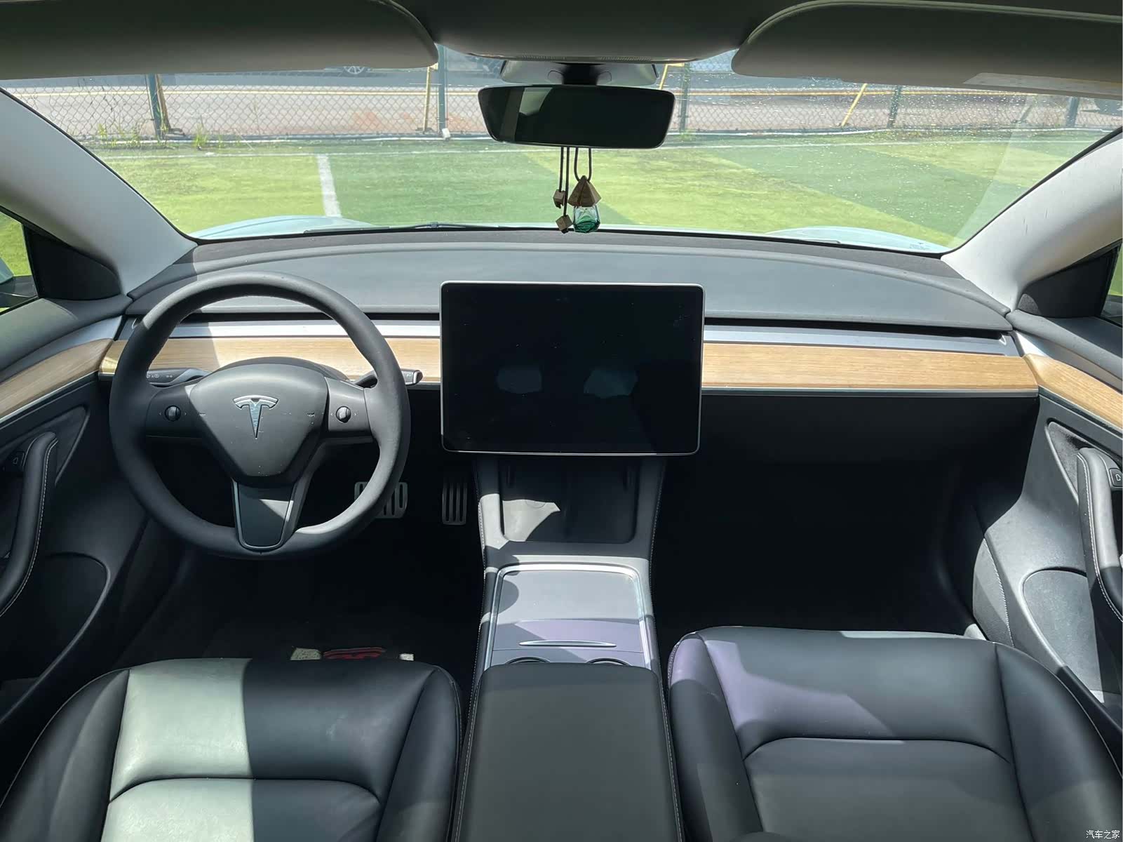 Tesla Model 3, 2022 все фото