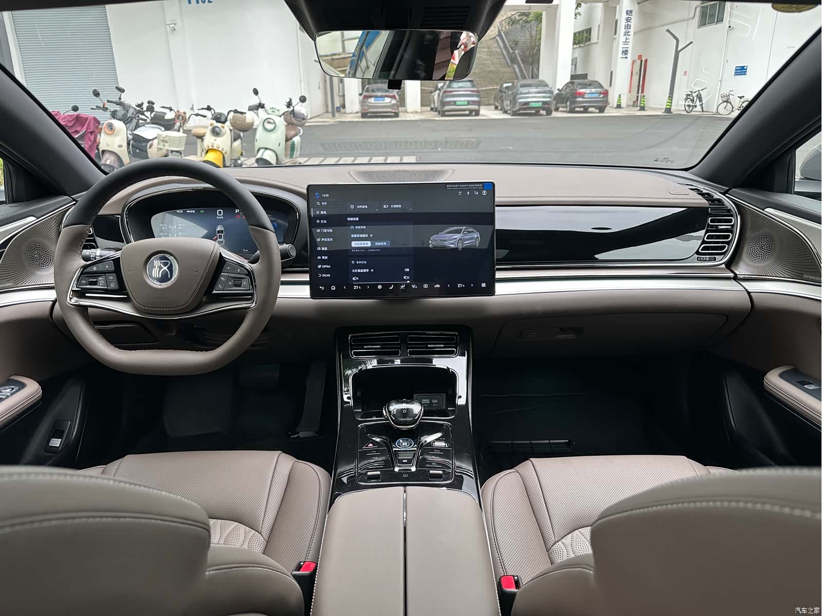 BYD Han, 2025 15