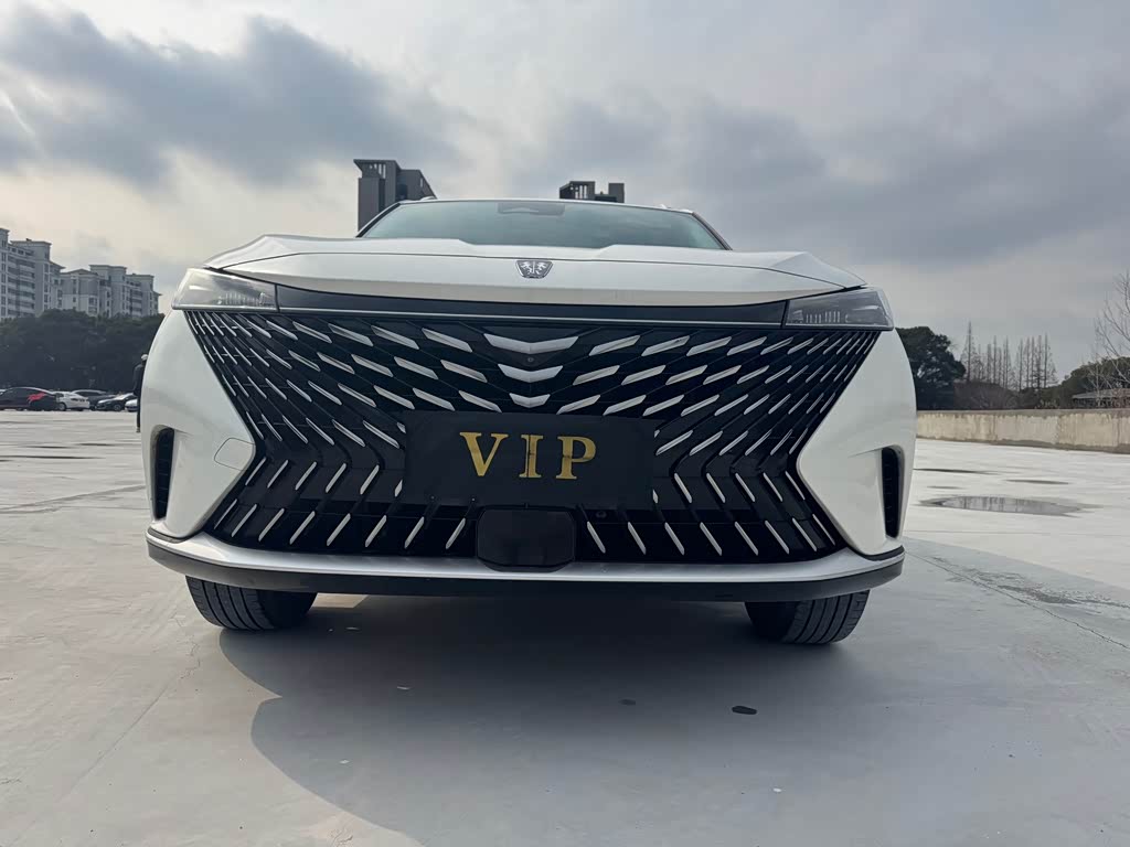 Roewe RX5