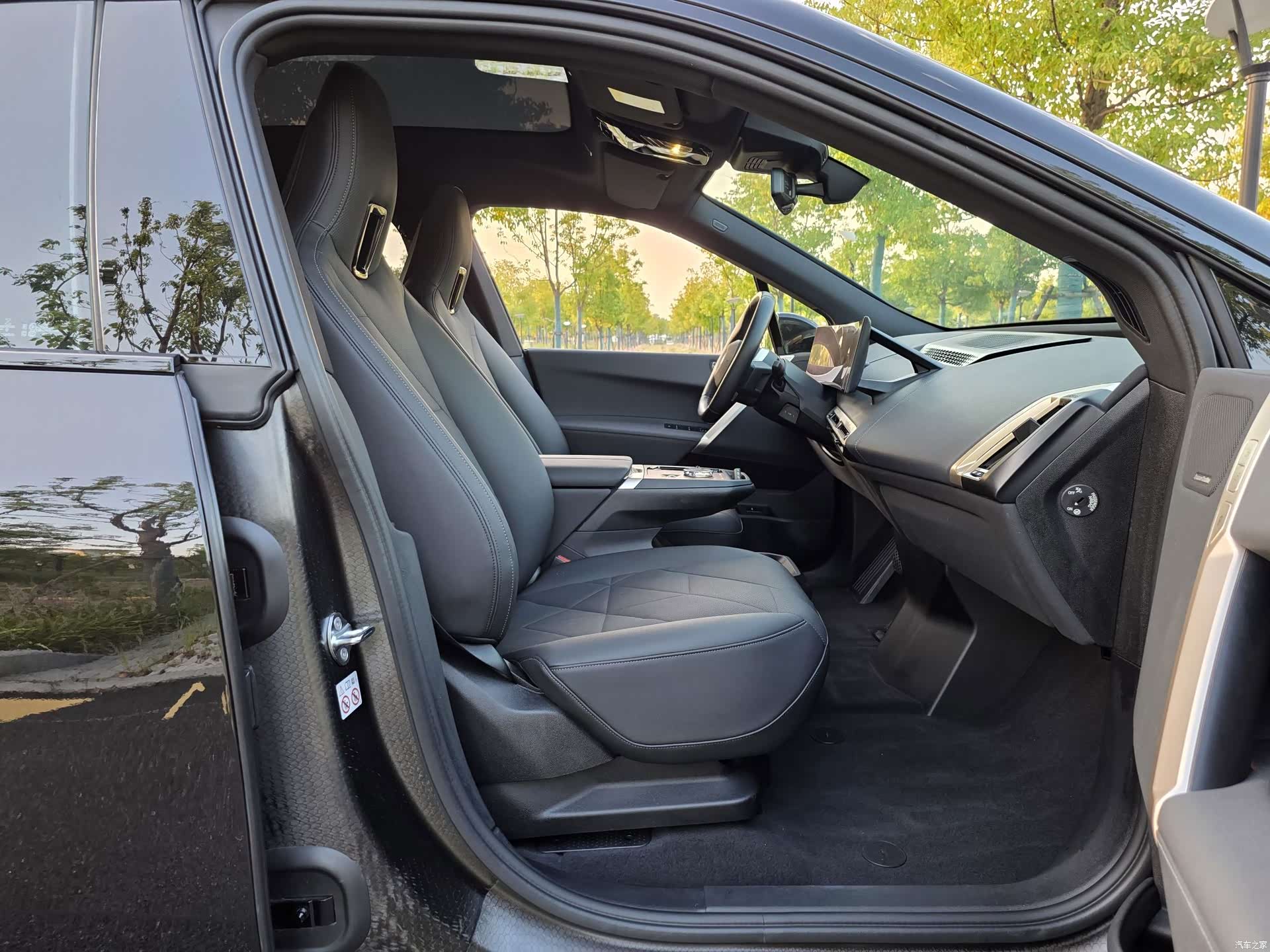 BMW iX, 2023 11