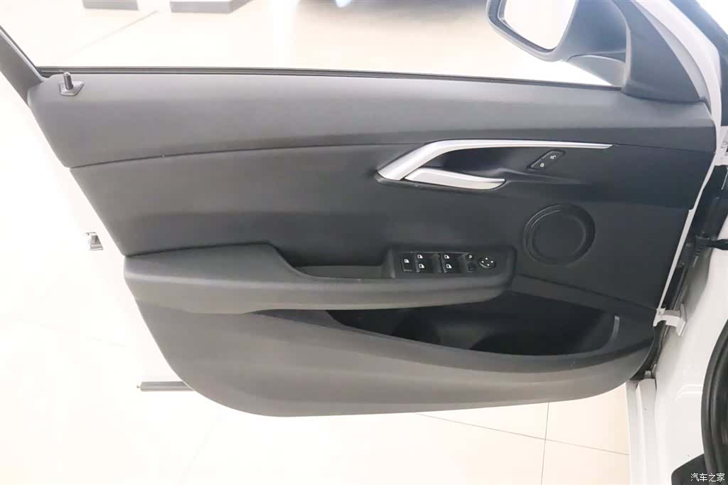 BMW 1 Series, 2018 11