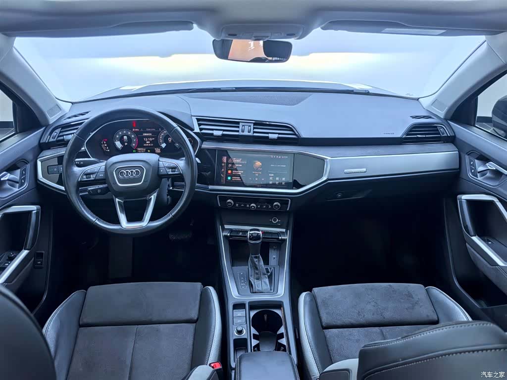 Audi Q3, 2023 14