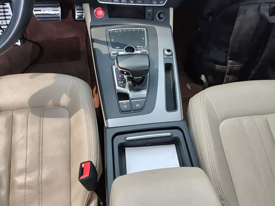 Audi Q5L Audi Q5L