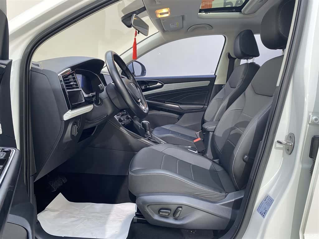 Volkswagen VS5, 2023 19