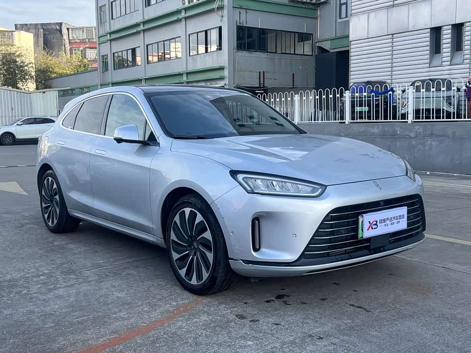 AITO Ask the world M5