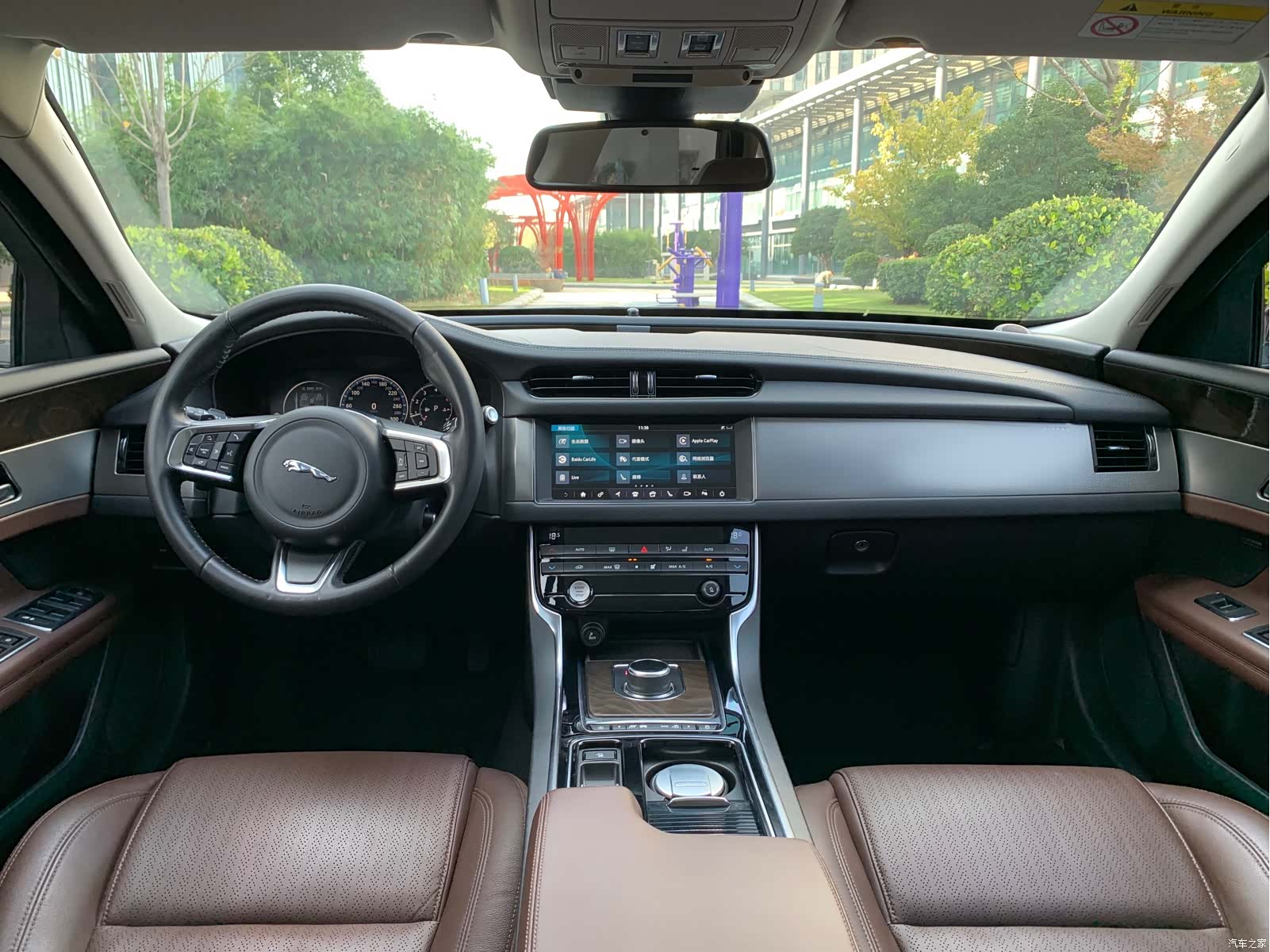 Land Rover XFL, 2019 16