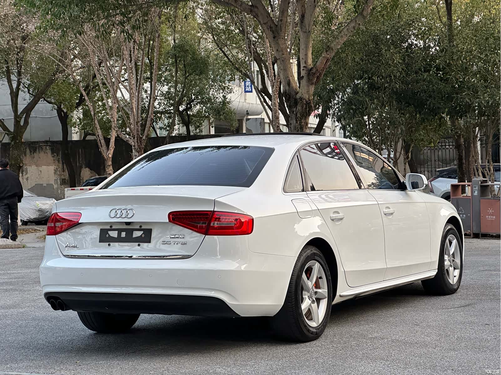 Audi A4L, 2016 7