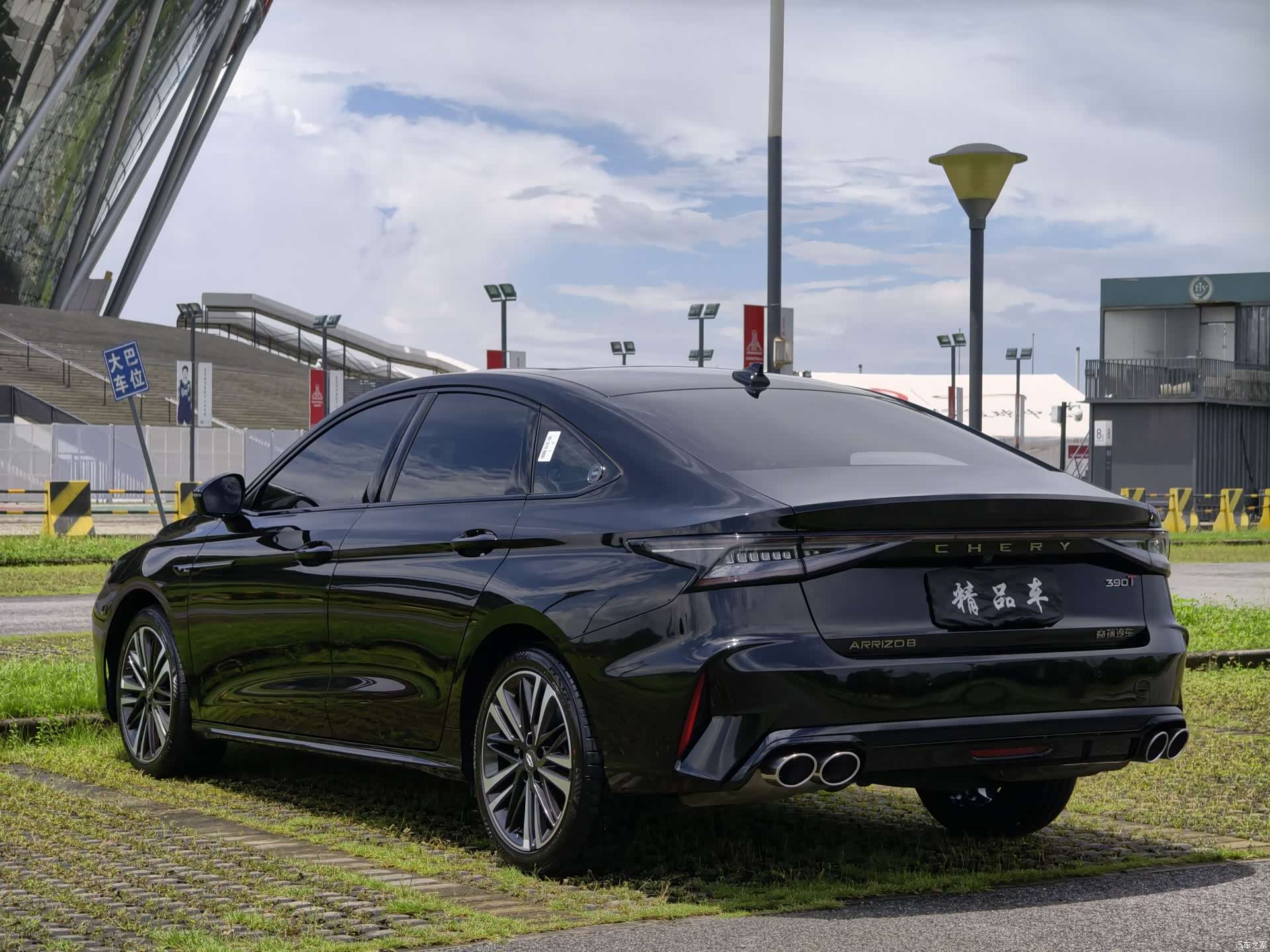 Chery Arrizo 8, 2025 4