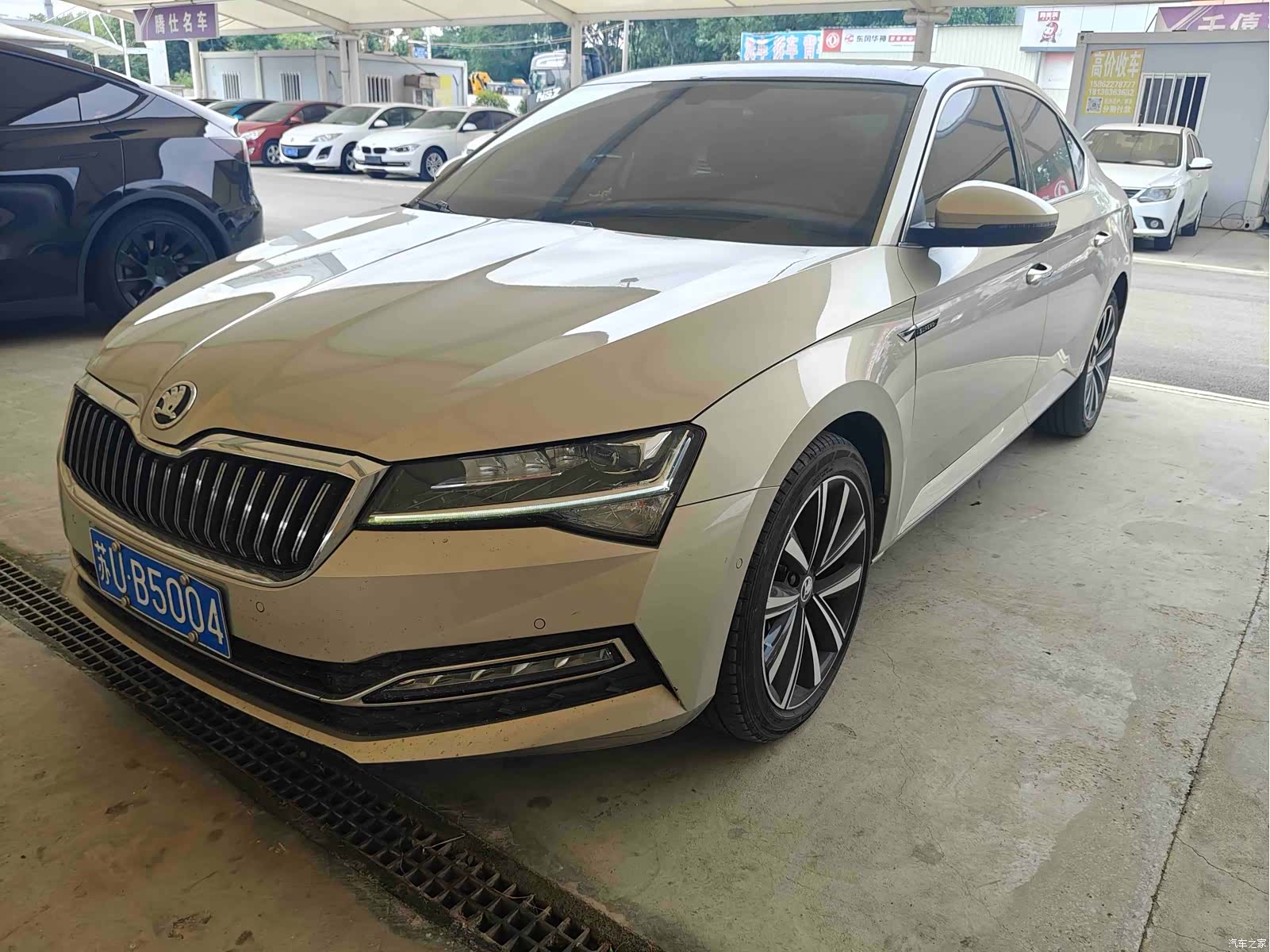 Skoda Superb, 2021 1