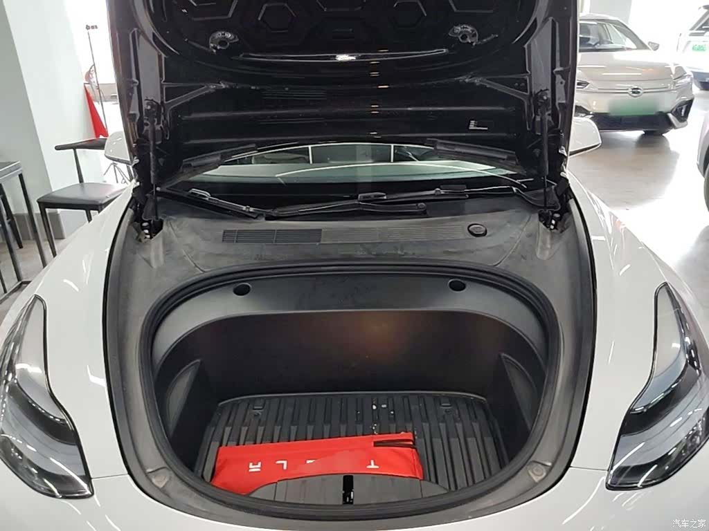 Tesla Model 3, 2023 20