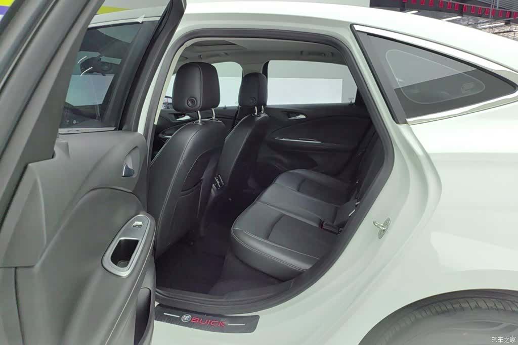 Buick Verano, 2021 11