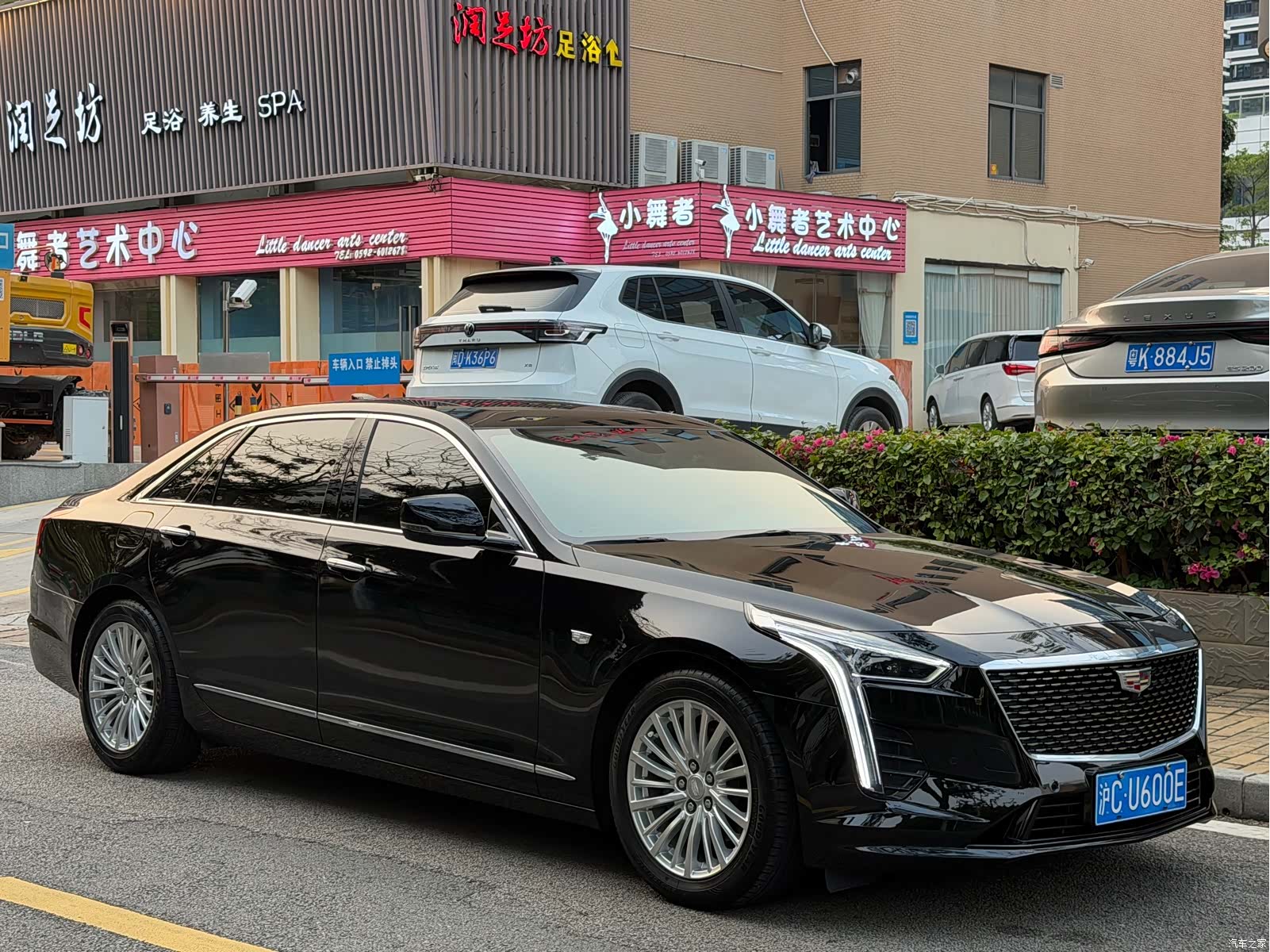 Cadillac CT6, 2023 3