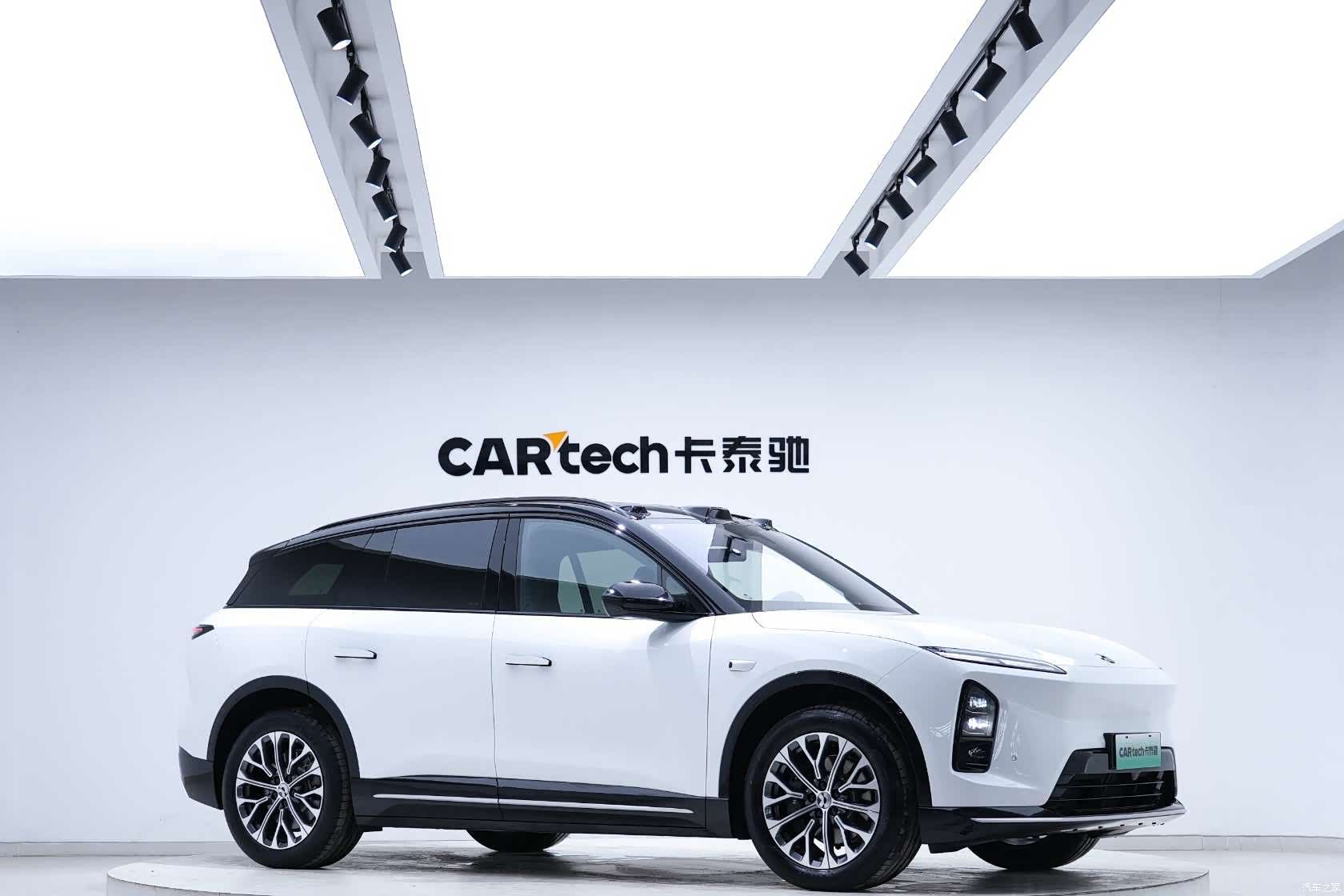 NIO ES6, 2025 8