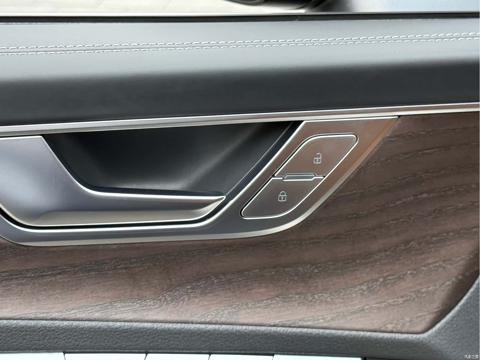 Audi A6L, 2023 13