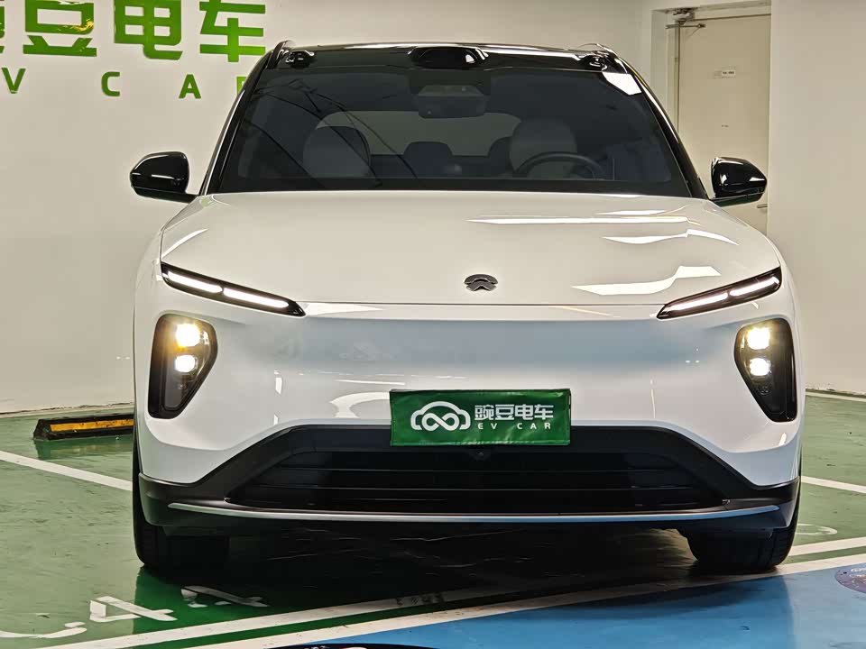 NIO ES6