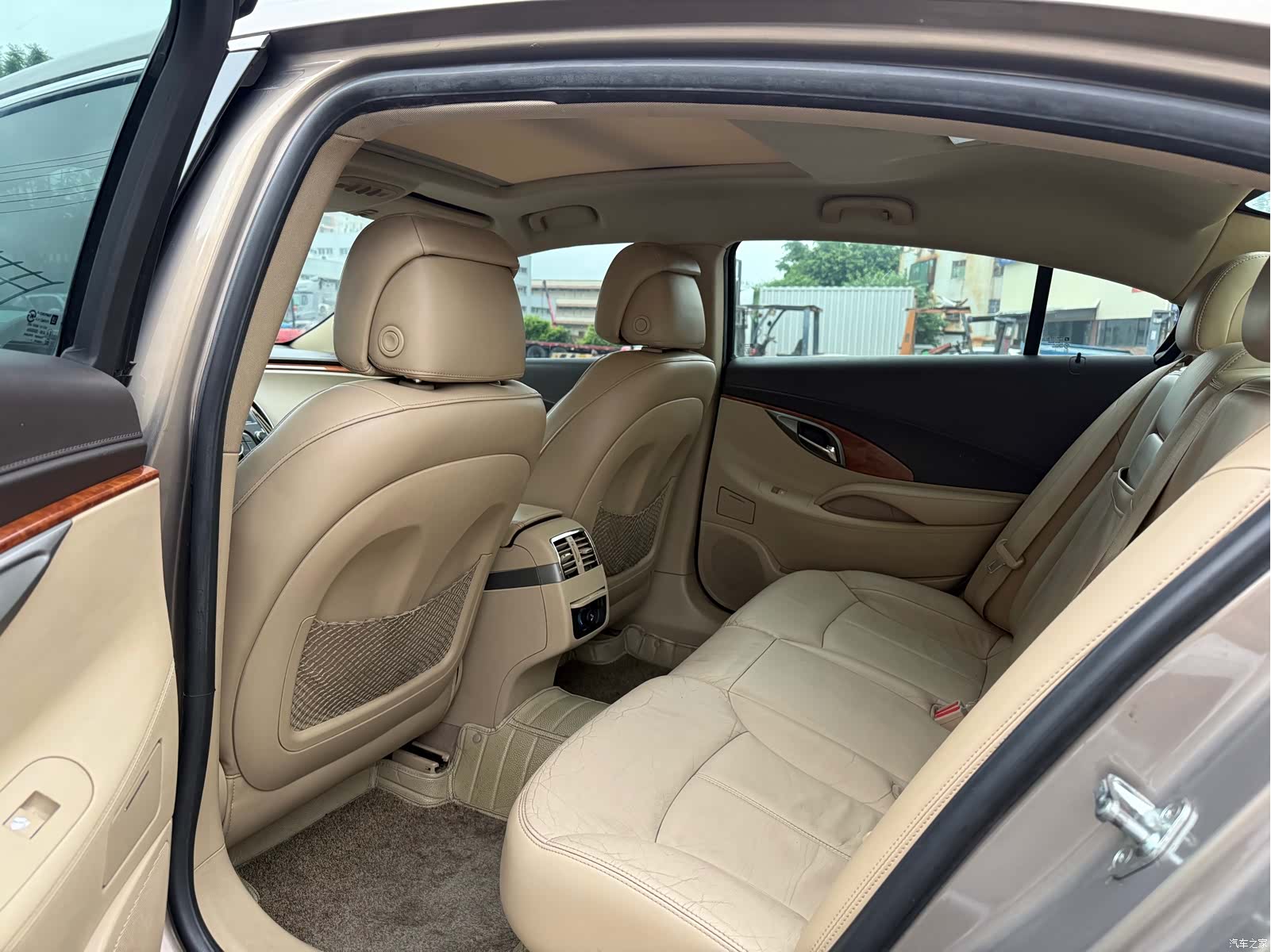 Buick LaCrosse, 2012 7