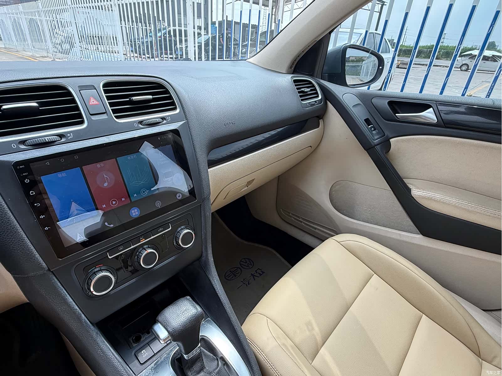 Volkswagen Golf, 2011 16