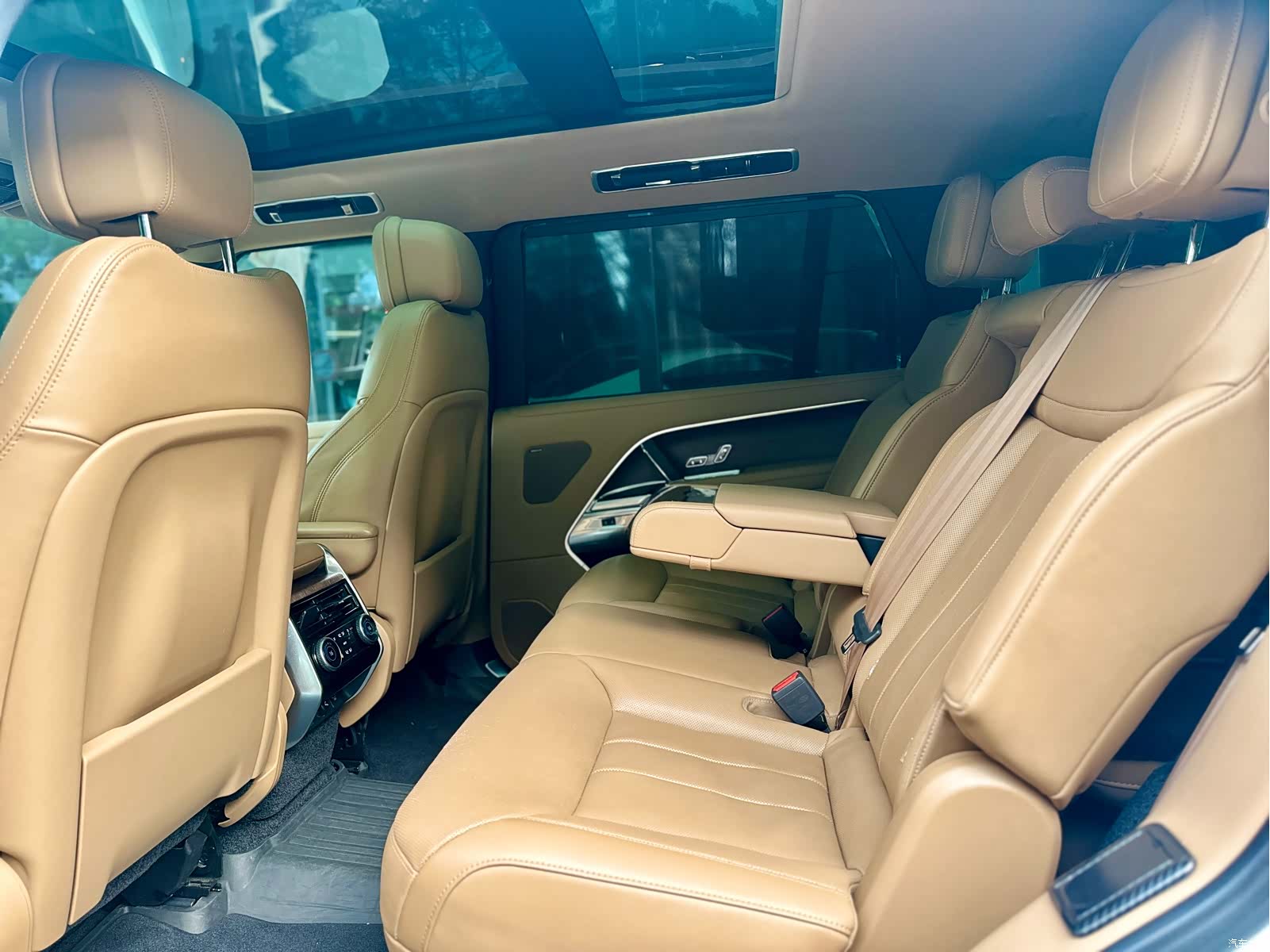 Land Rover Range Rover, 2023 12