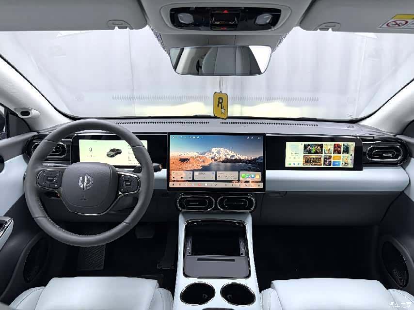 Leapmotor C01, 2025 3