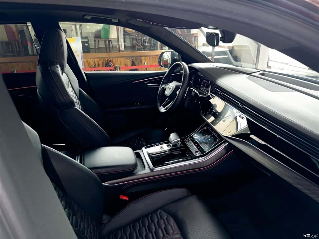 Audi Q8, 2022 22