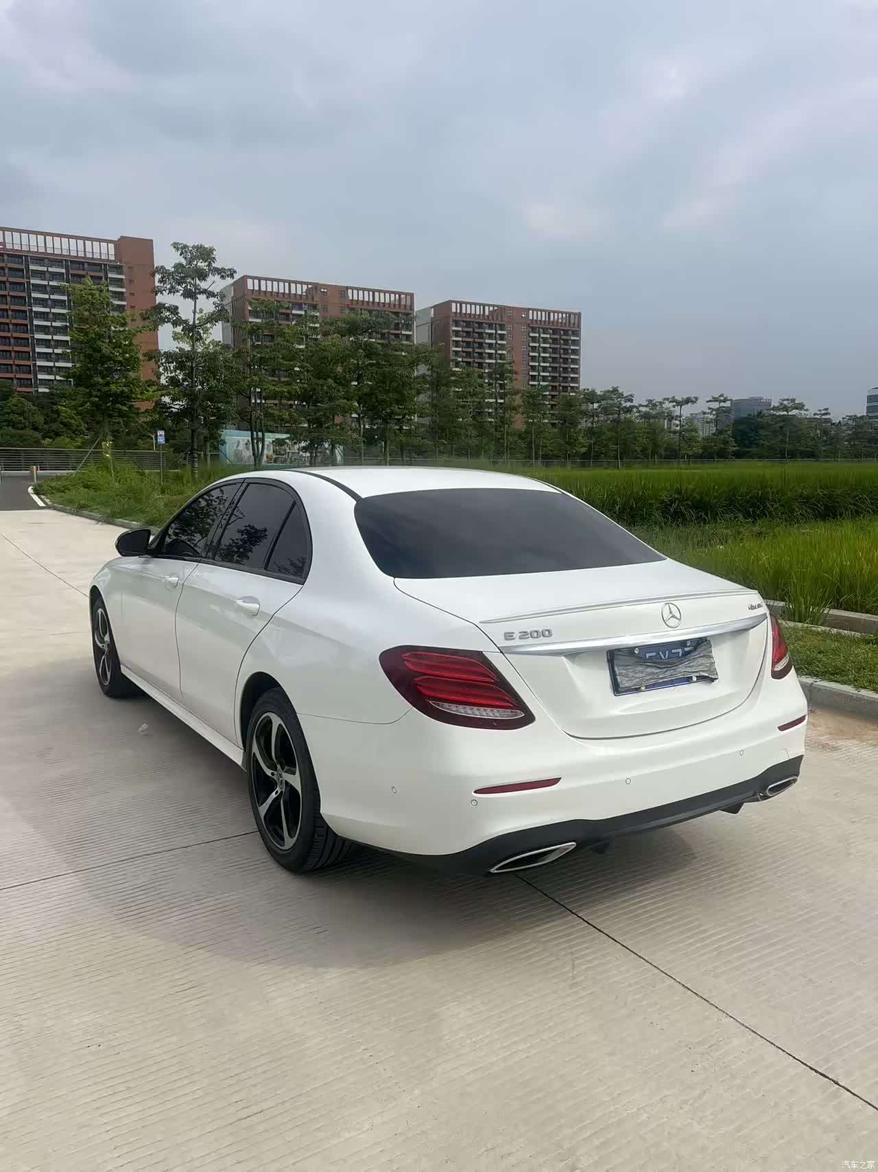 Mercedes-Benz E-Class, 2018 3