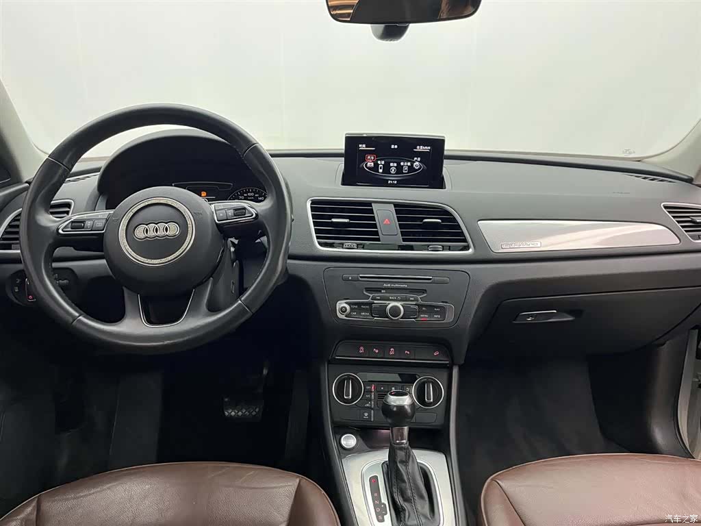 Audi Q3, 2018 11