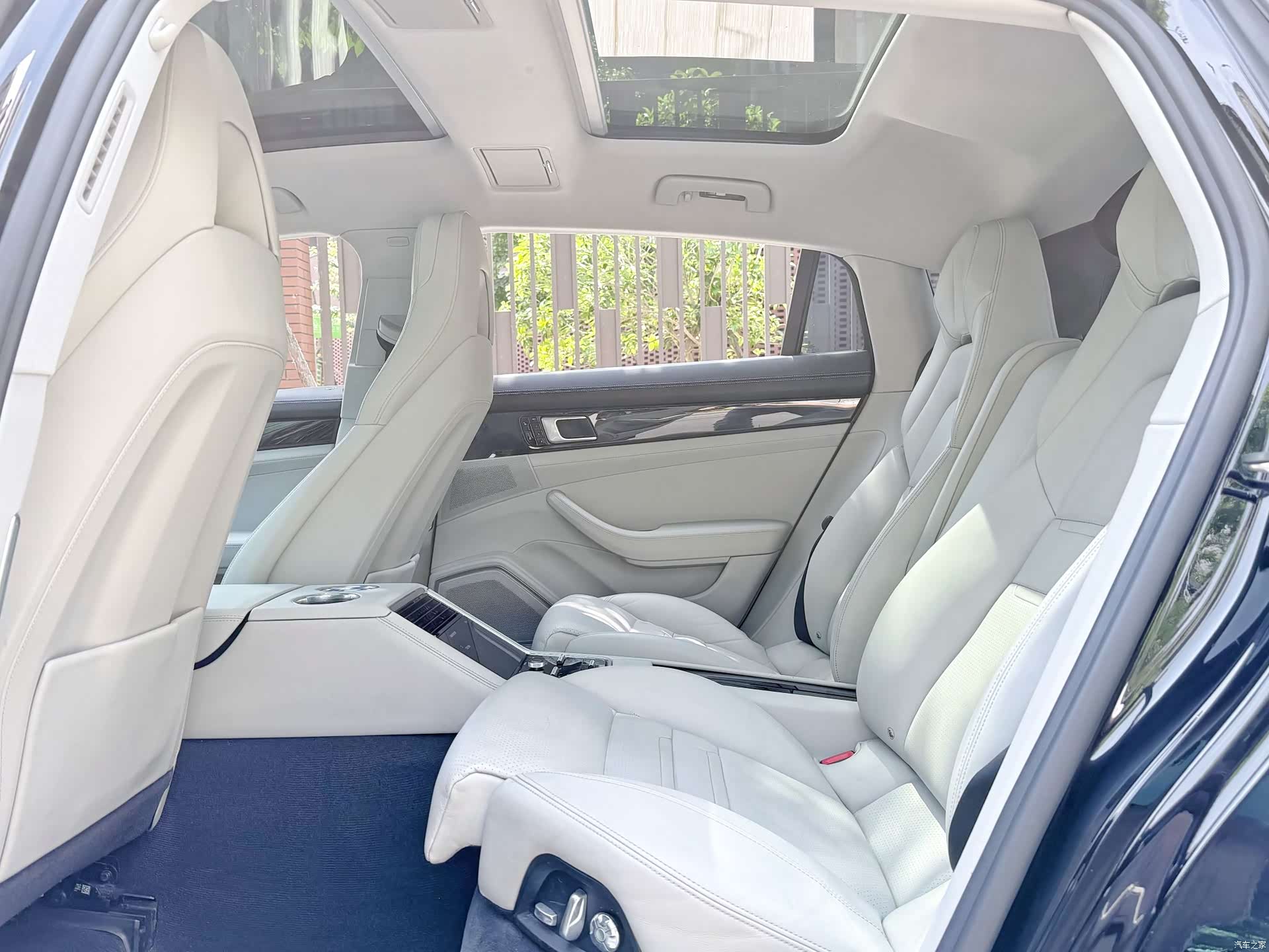 Porsche Panamera, 2018 9