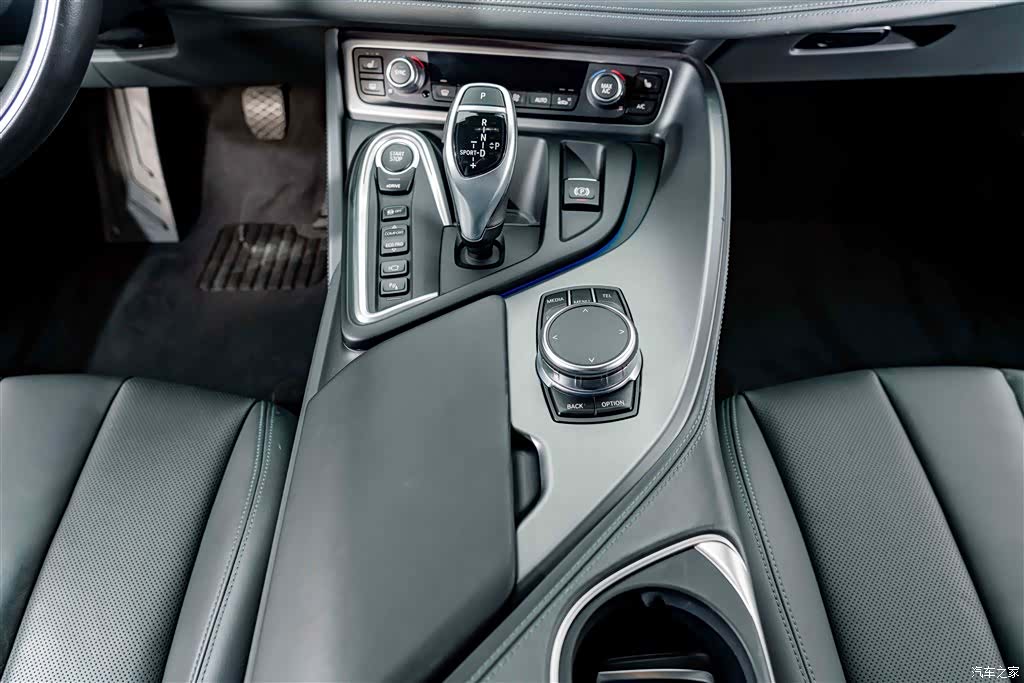 BMW i8, 2019 22