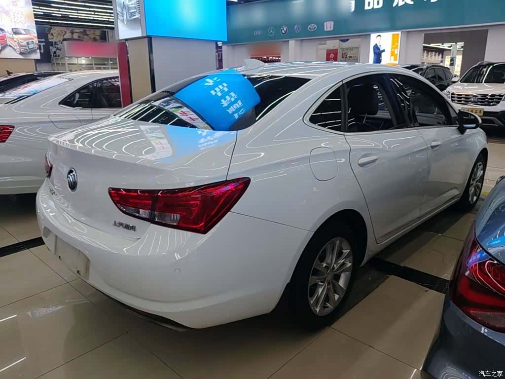 Buick Verano, 2018 7