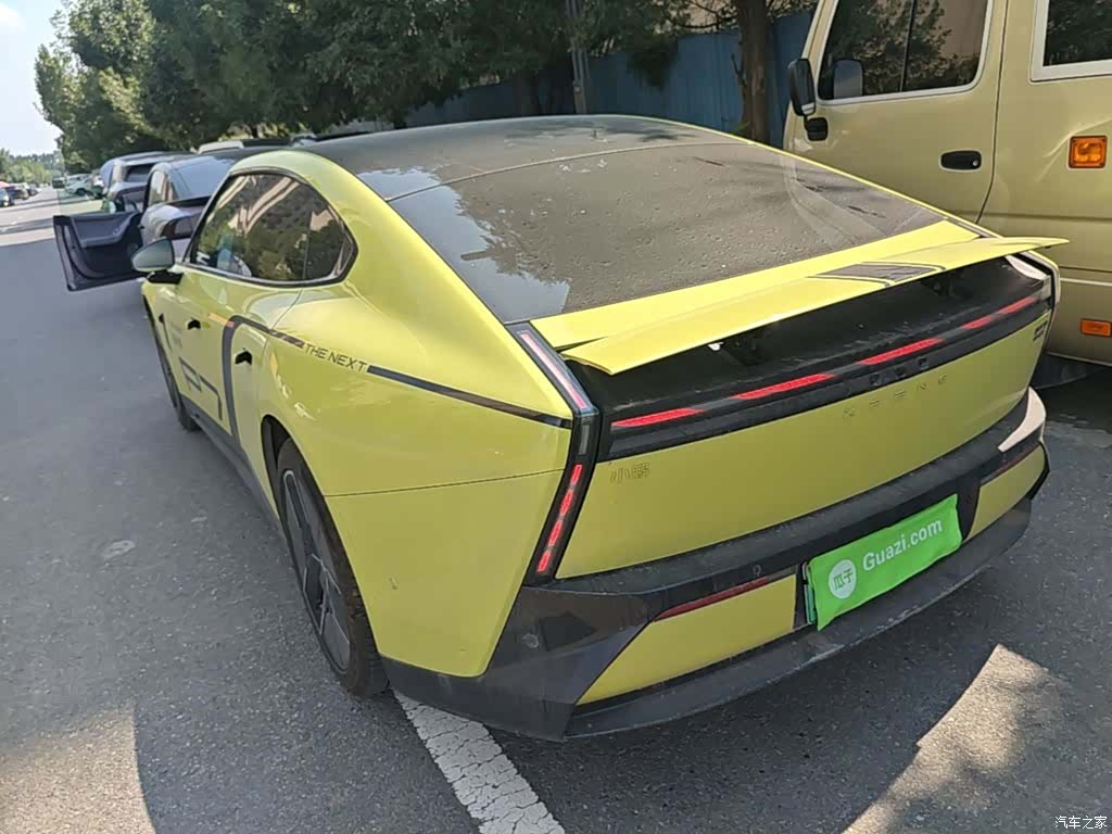 Xpeng P7, 2025 все фото