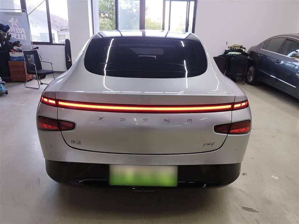 XPENG P7 XPENG P7