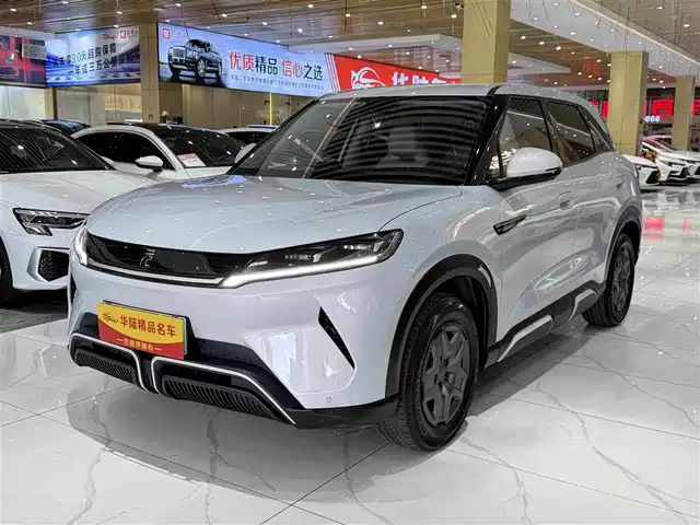 BYD Yuan UP 2025 — купить из Китая под заказ