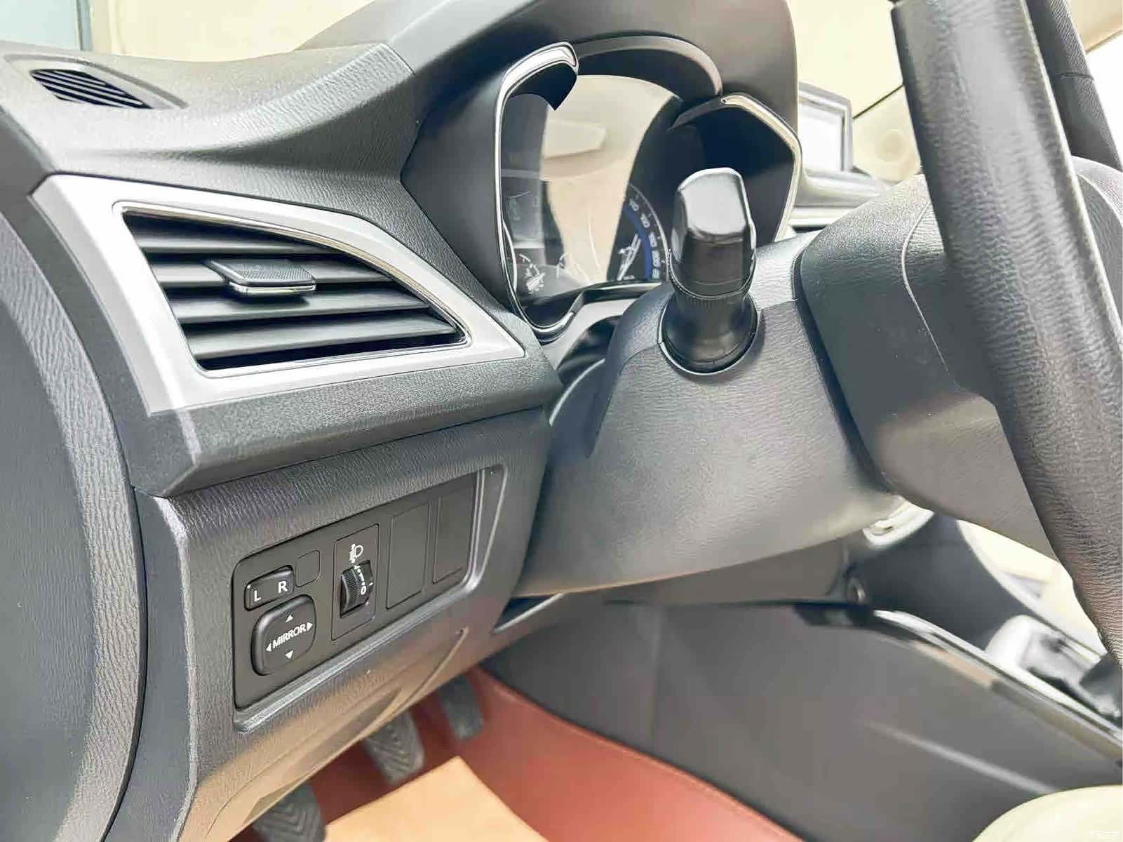 Changan V7, 2018 10