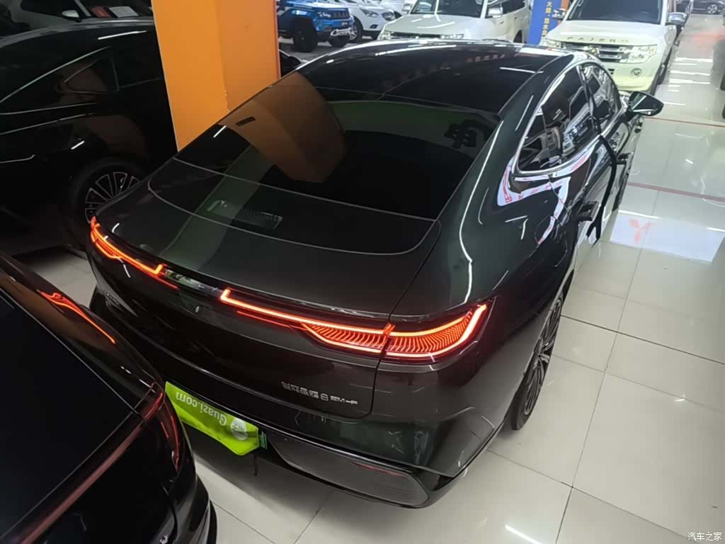 Geely 8, 2025 7