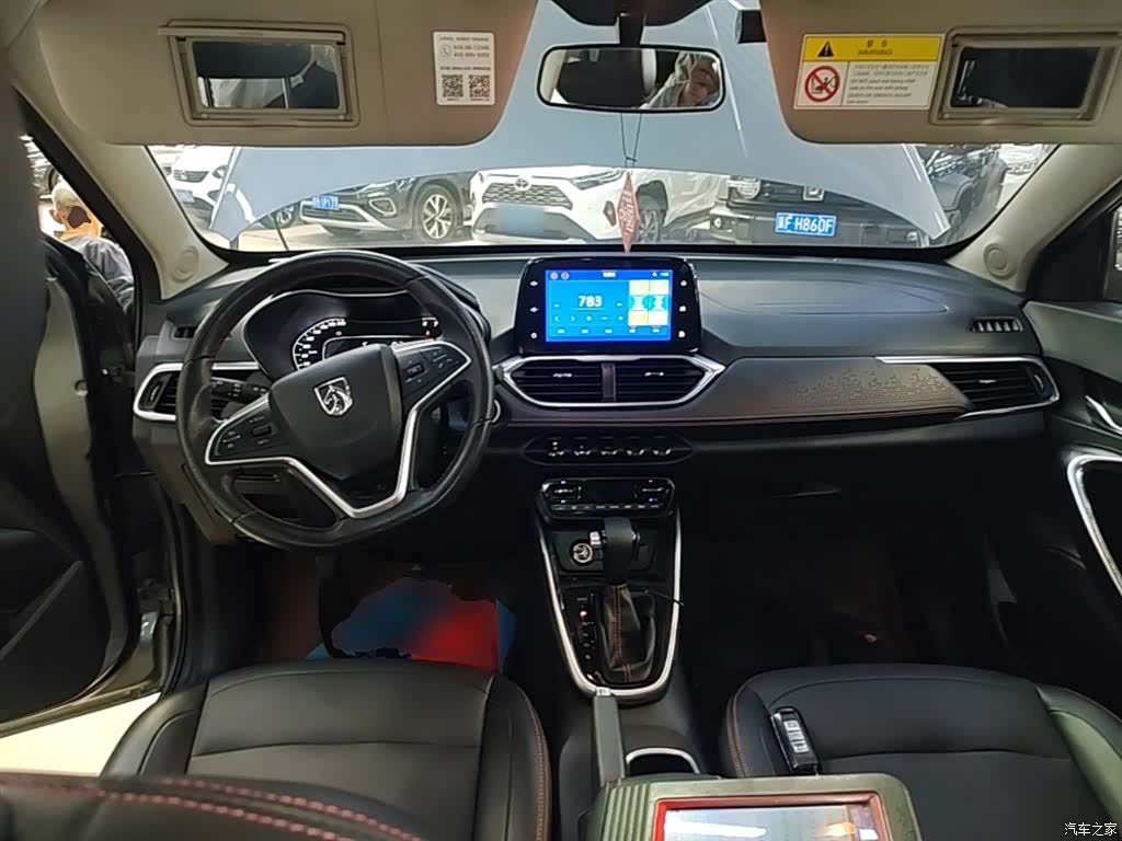 Wuling 510, 2020 6