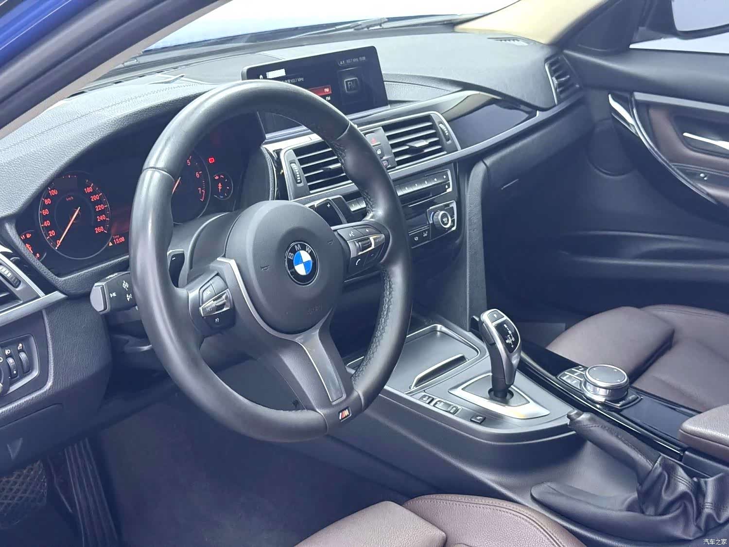 BMW 3 Series, 2018 все фото