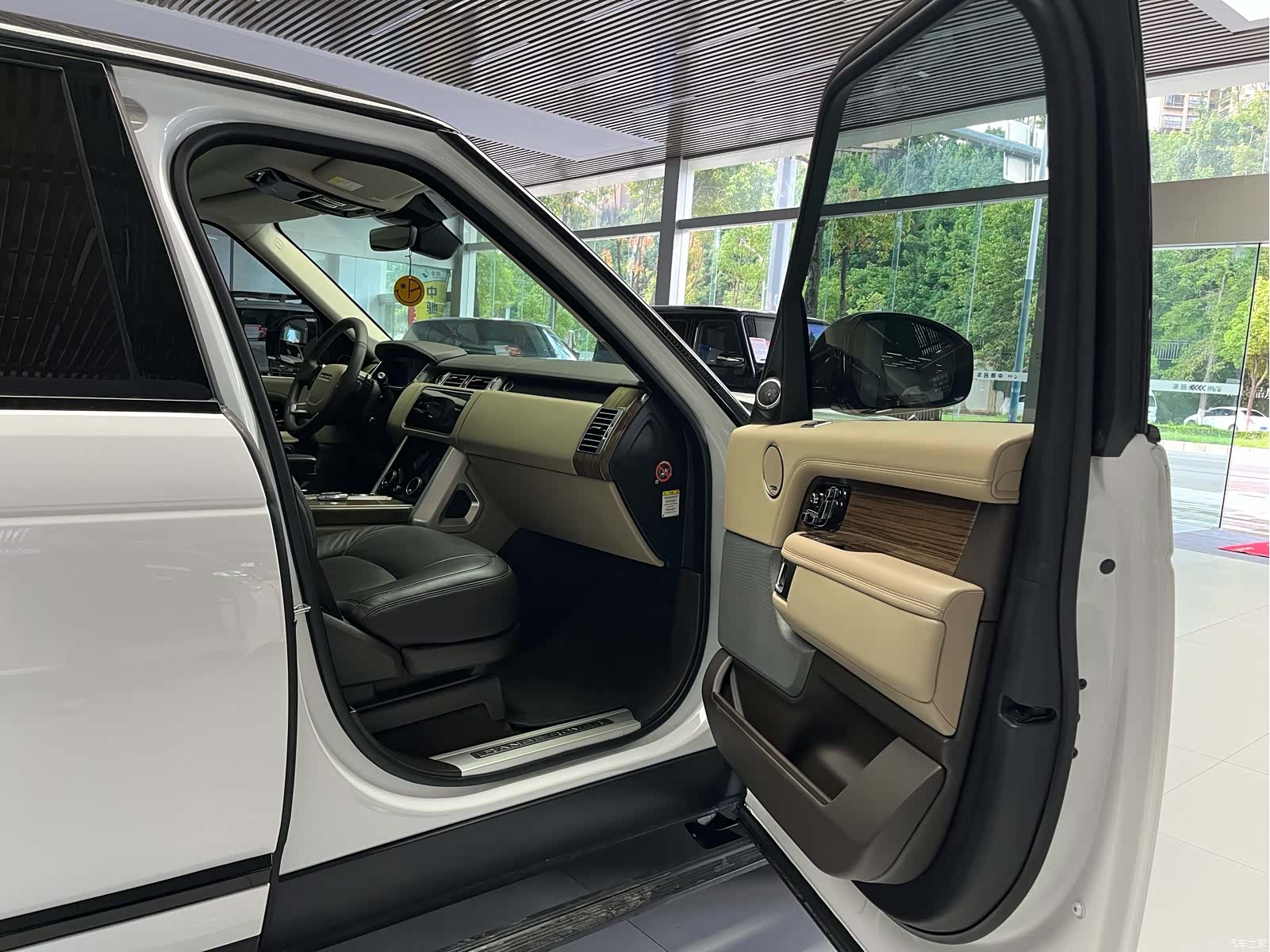 Land Rover Range Rover, 2019 13
