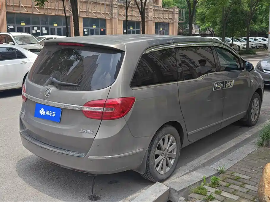 Buick GL8
