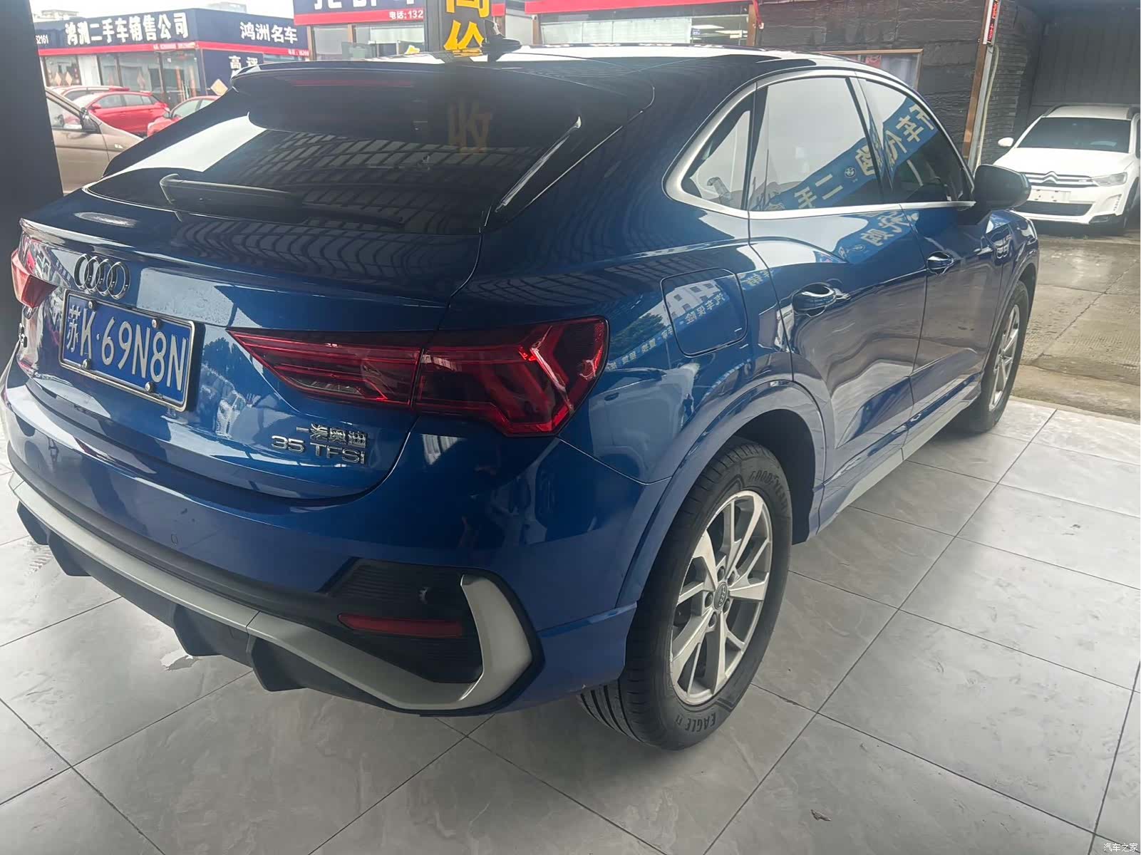 Audi Q3, 2021 9