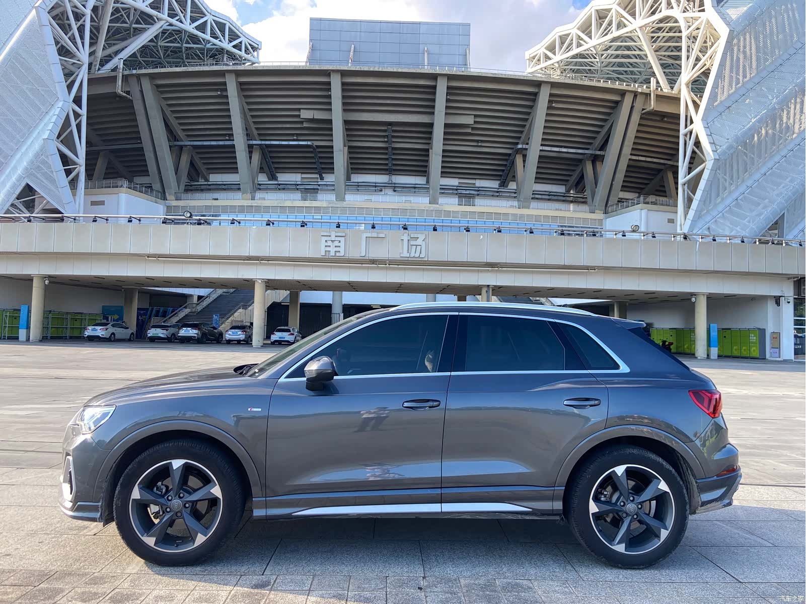 Audi Q3, 2019 4