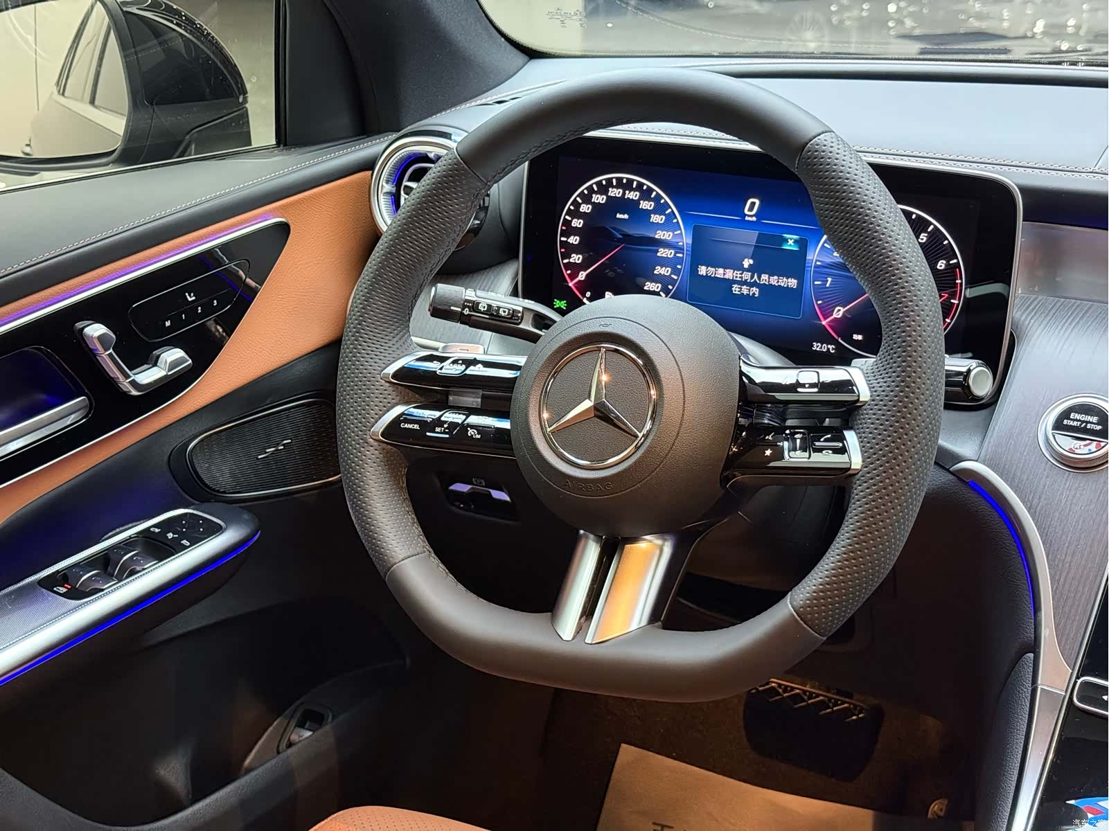 Mercedes-Benz GLC, 2025 7