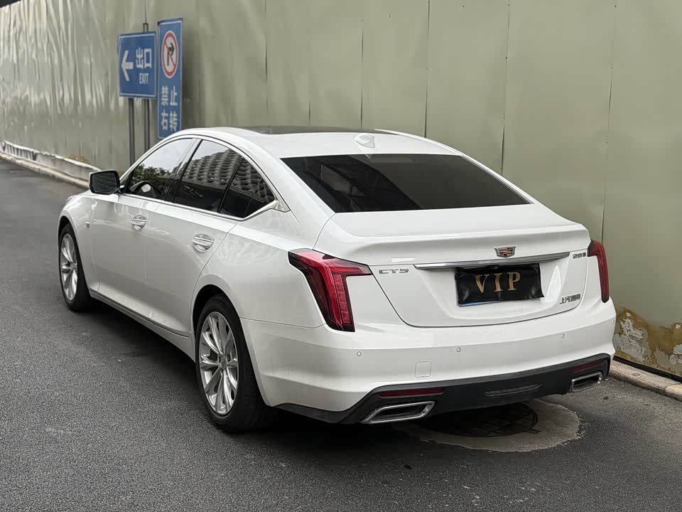Cadillac CT5