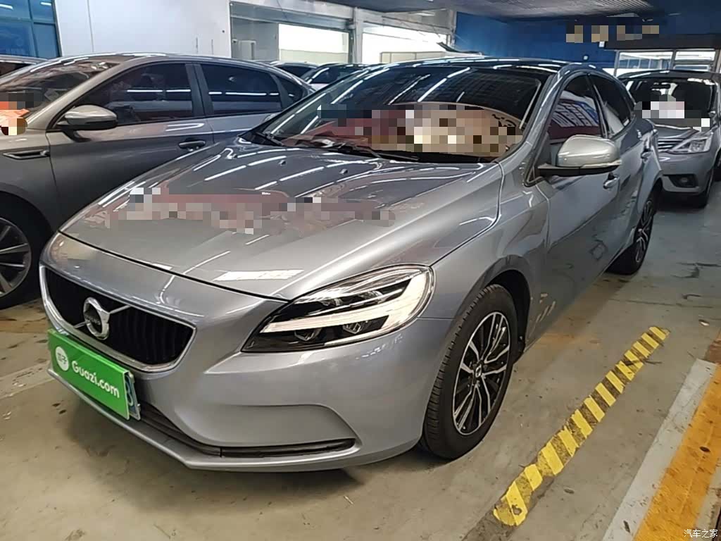 Volvo V40, 2018 2