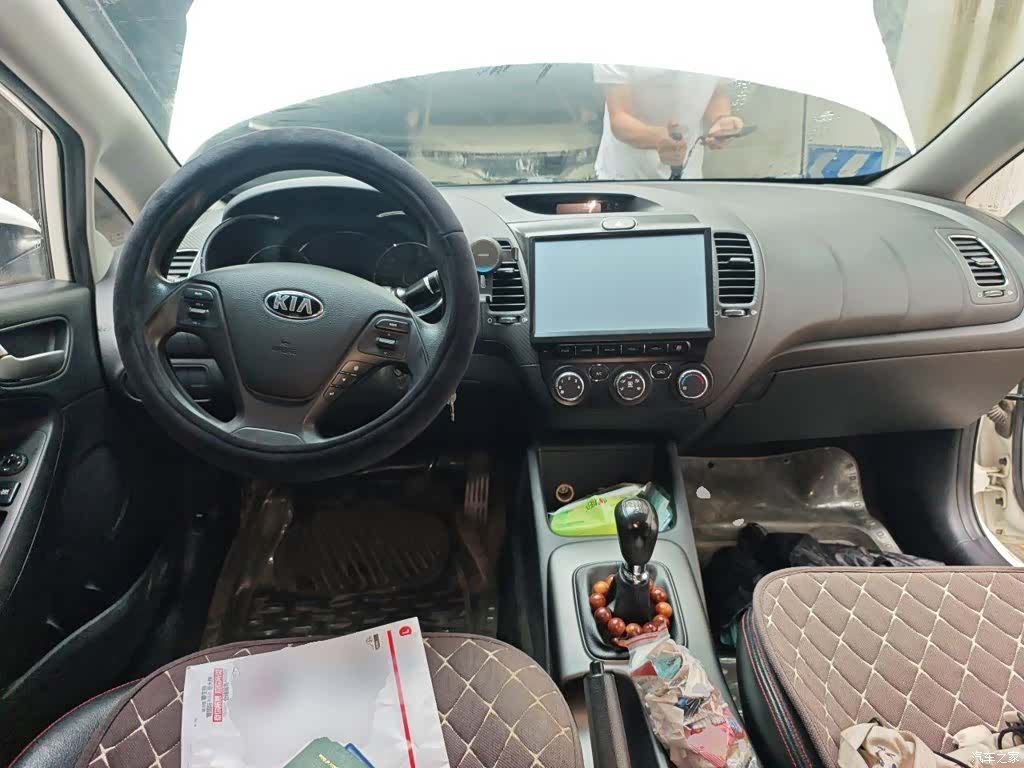 Kia K3, 2015 10