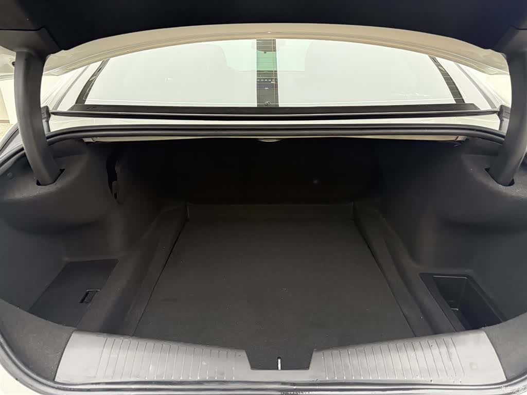 Cadillac CT4, 2023 12