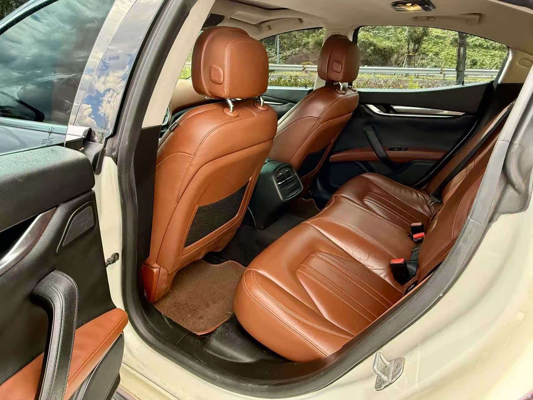 Maserati Ghibli, 2015 все фото