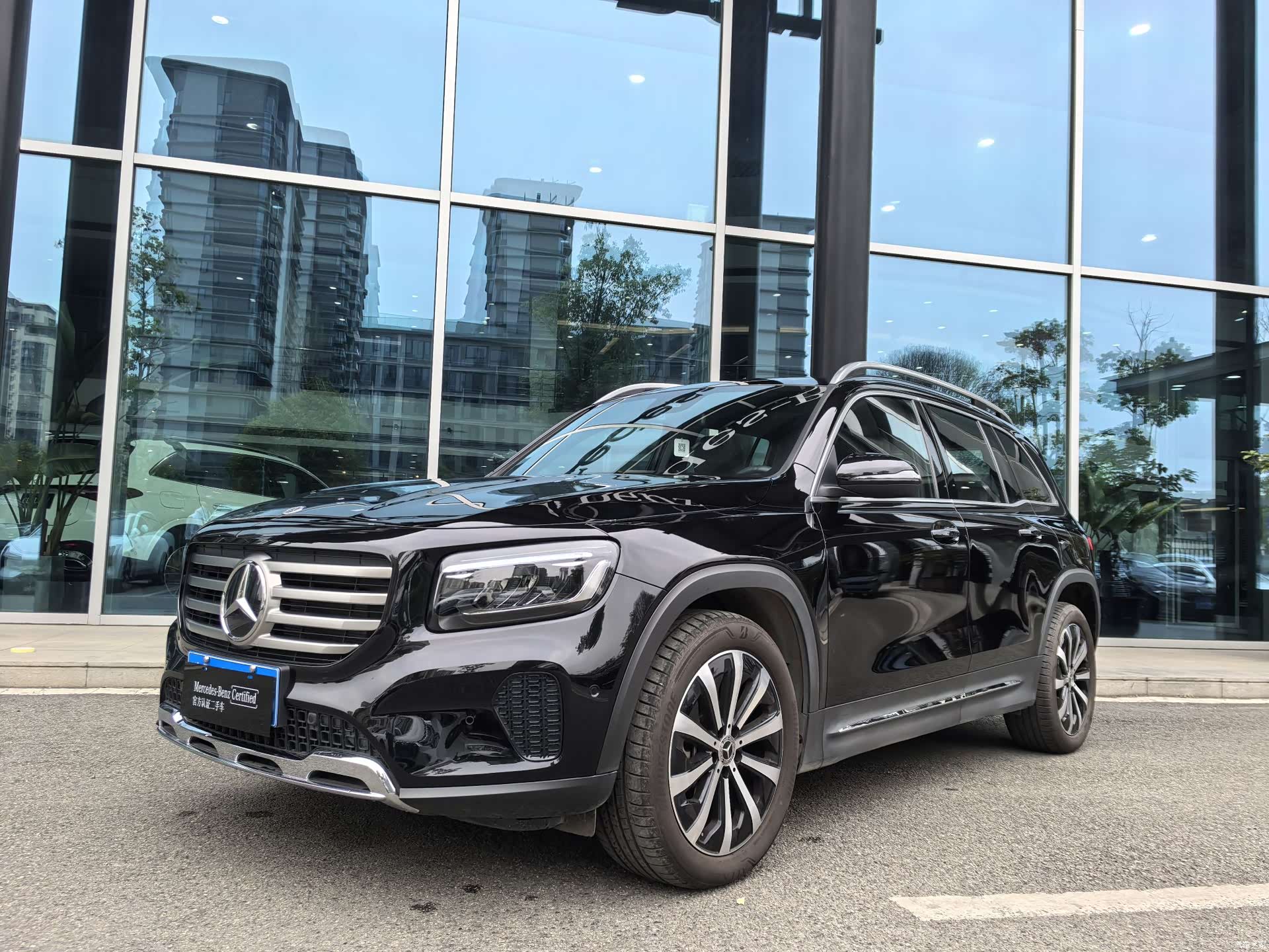Mercedes-Benz GLB, 2025 1