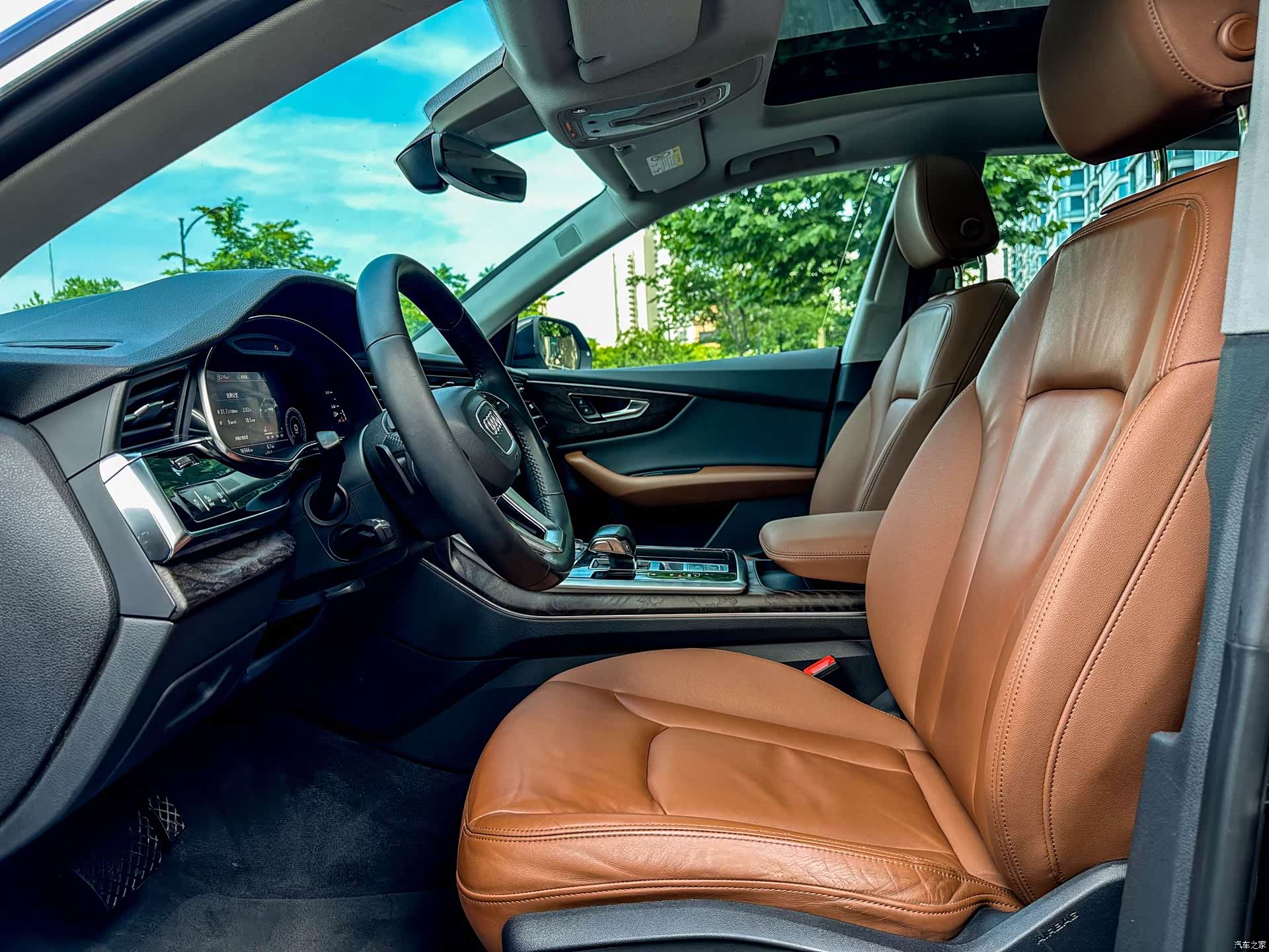 Audi Q8, 2020 14