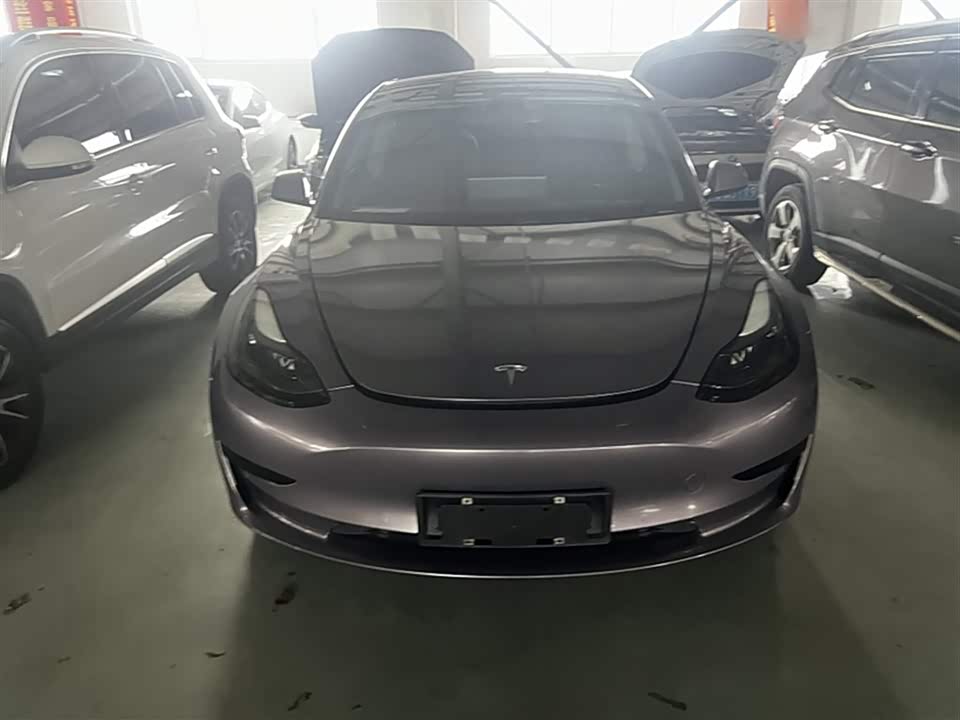 Tesla Model 3 Tesla Model 3