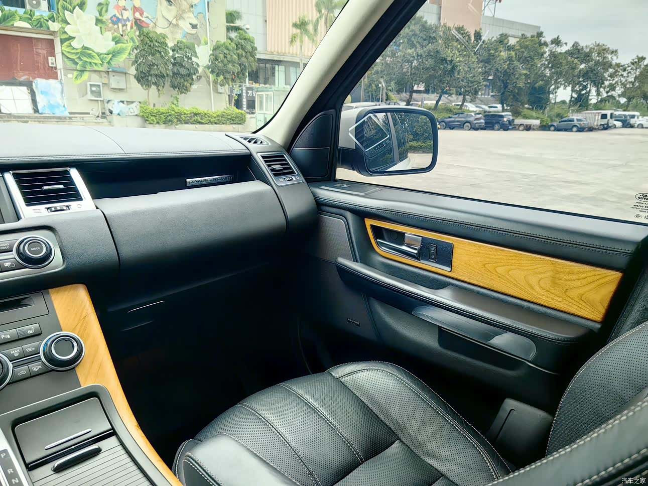 Land Rover Range Rover, 2012 11
